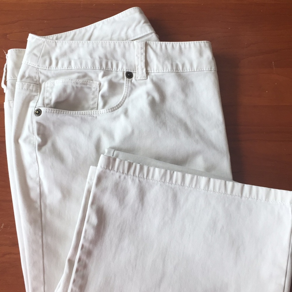 Chico’s Platinum Off-White Jeans